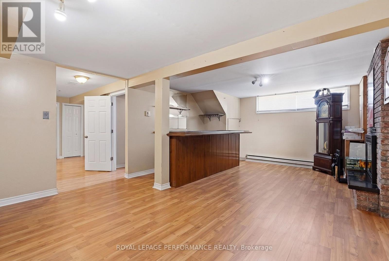 321 SAINTE-ANNE STREET - 21