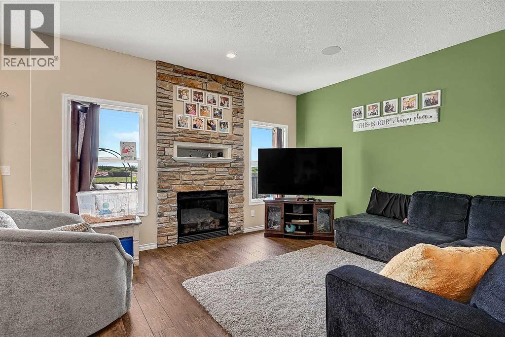 8821 88 Street - 10