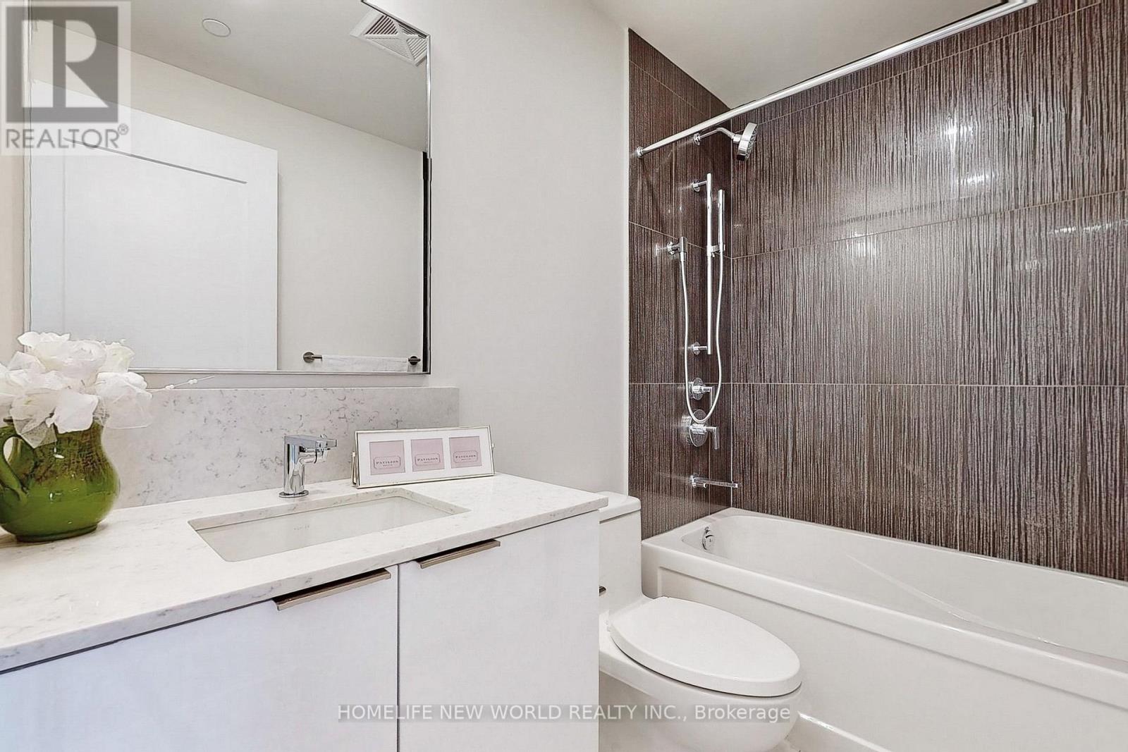 #4106 28 FREELAND STREET - 21