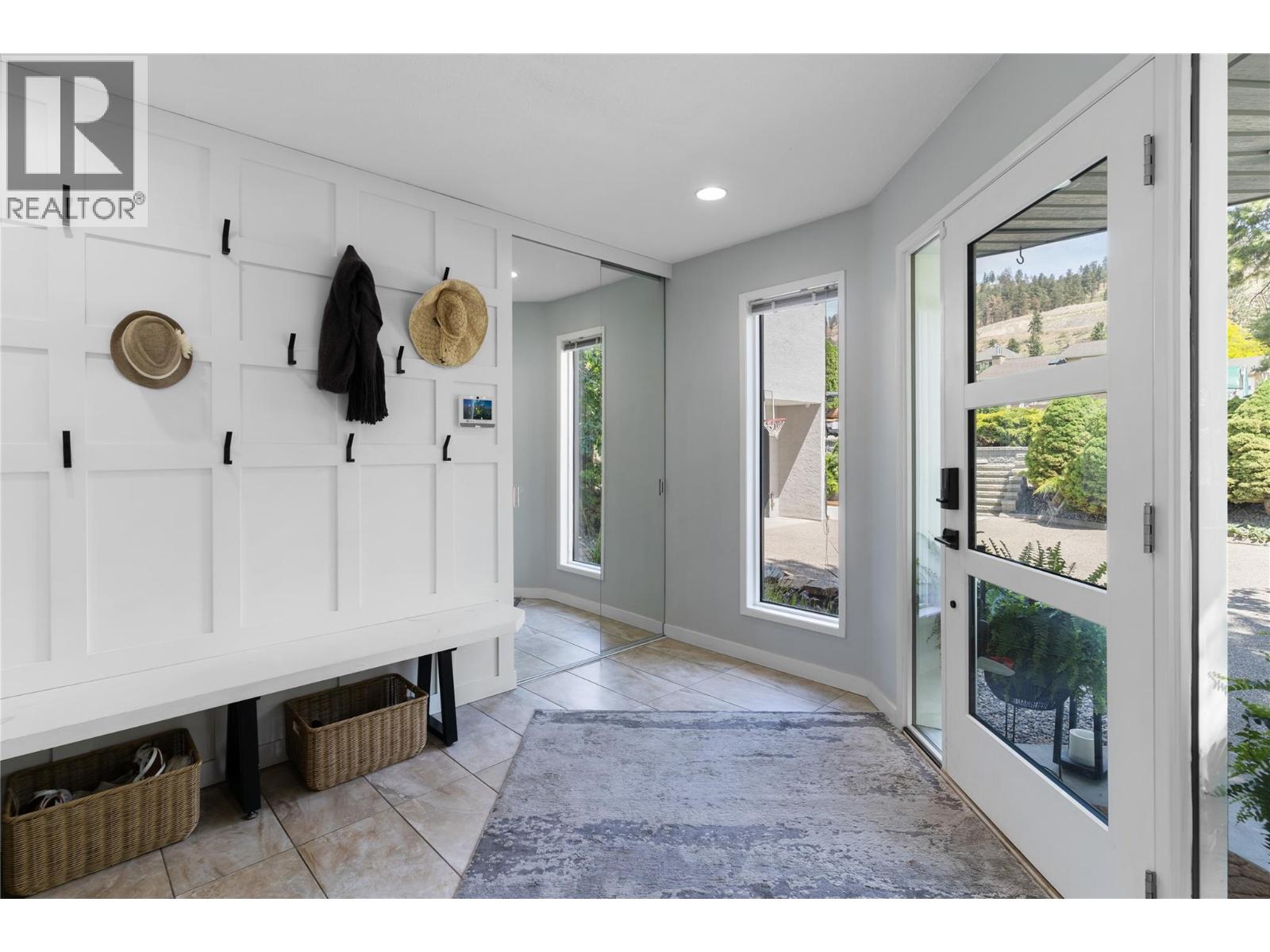 2060 Bennett Road - 13