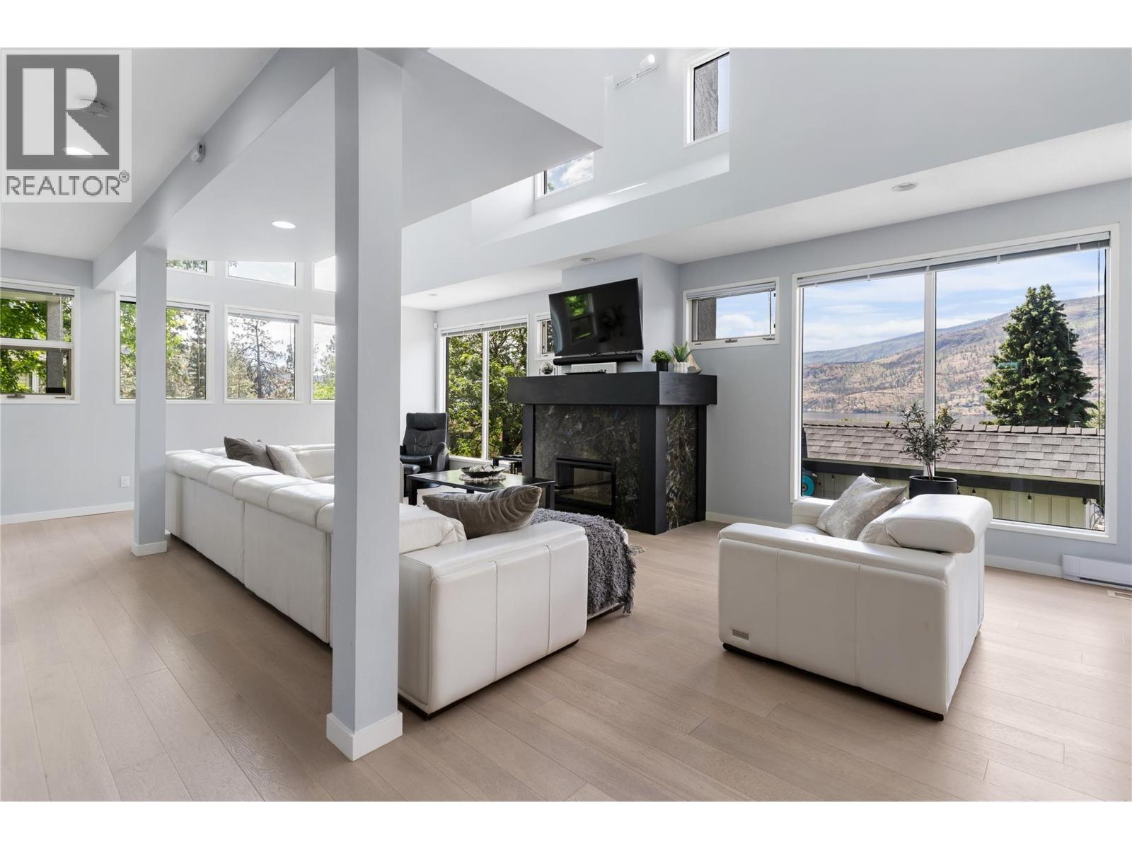 2060 Bennett Road - 16