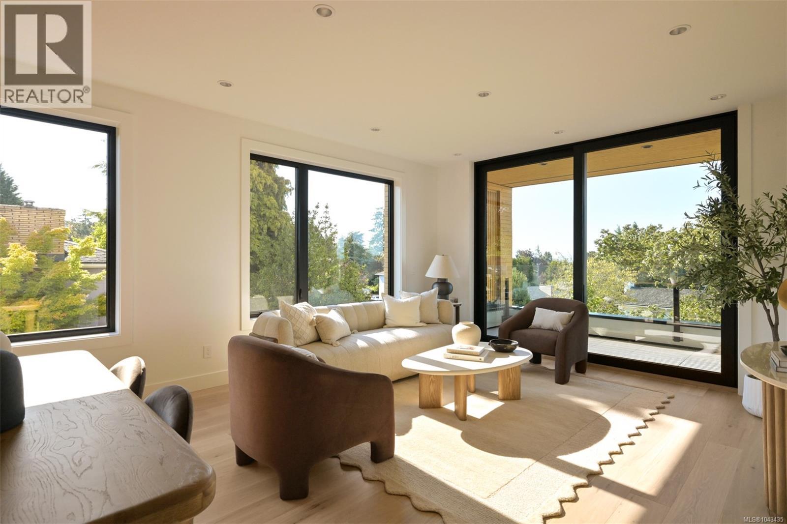 #2 3080 Oakdowne Rd - 6