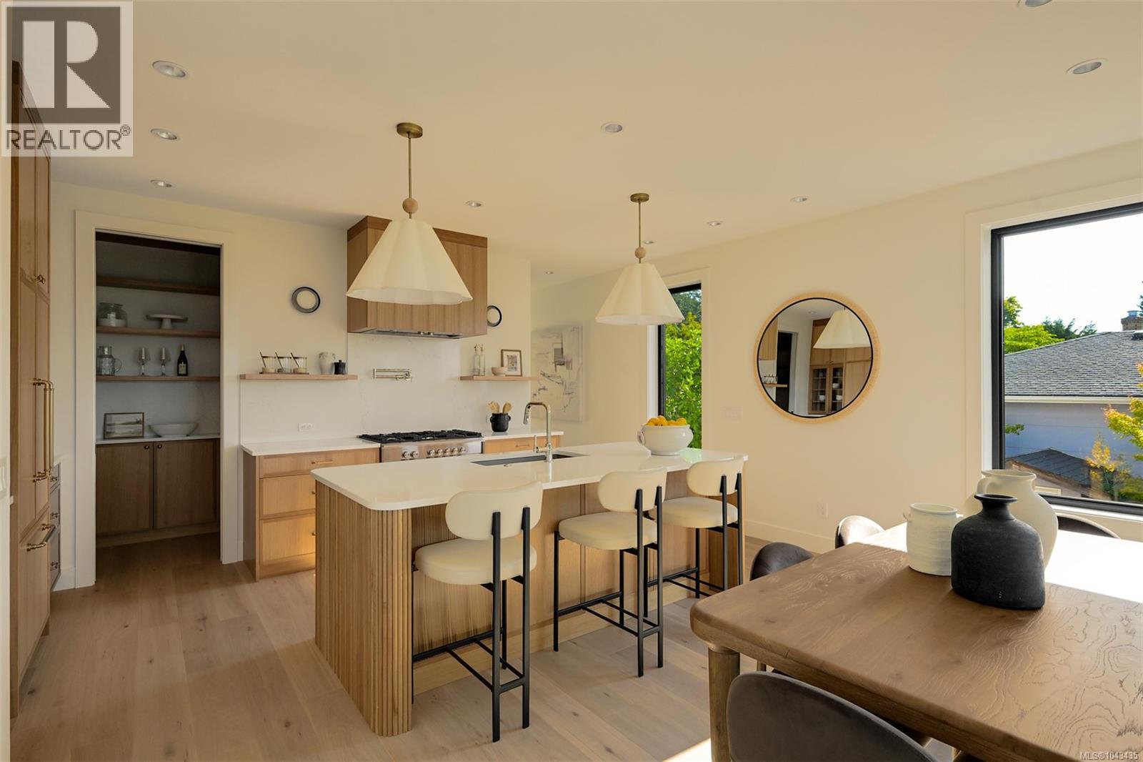 #2 3080 Oakdowne Rd - 15