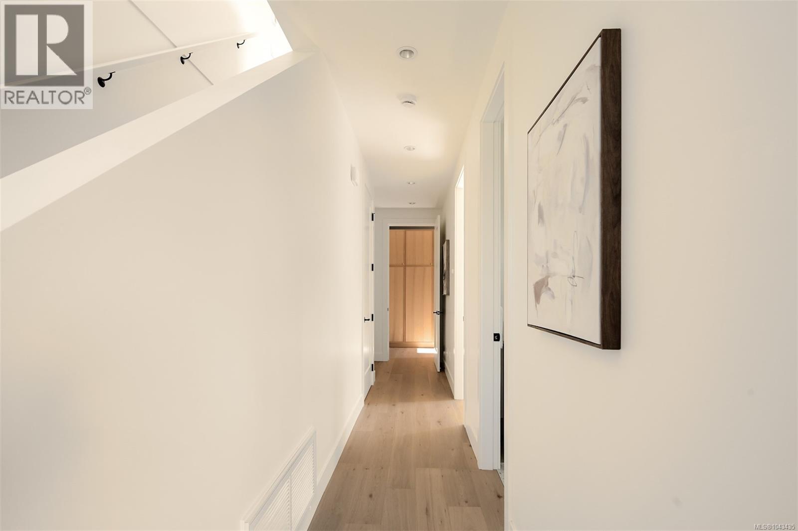 #2 3080 Oakdowne Rd - 49