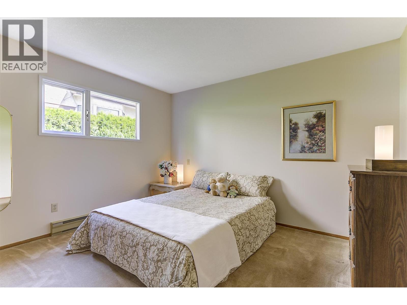 2434 Rhondda Crescent - 18