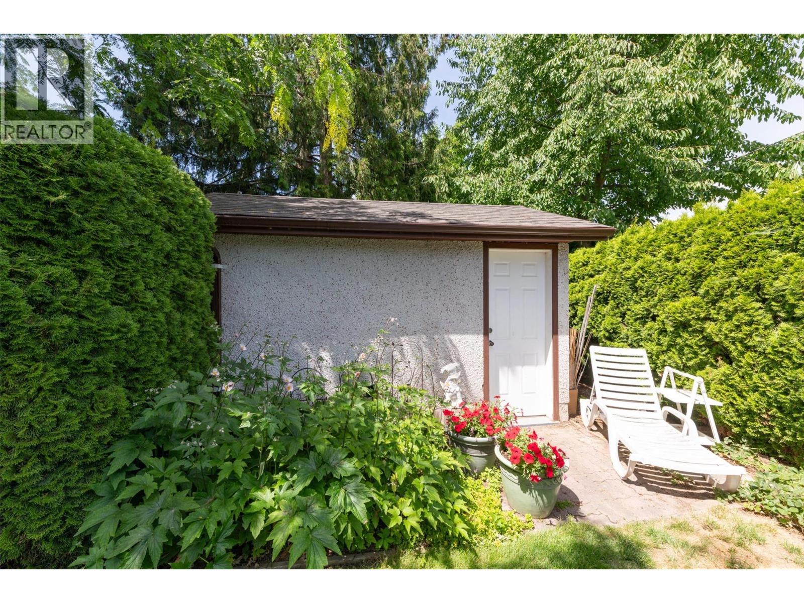2434 Rhondda Crescent - 26