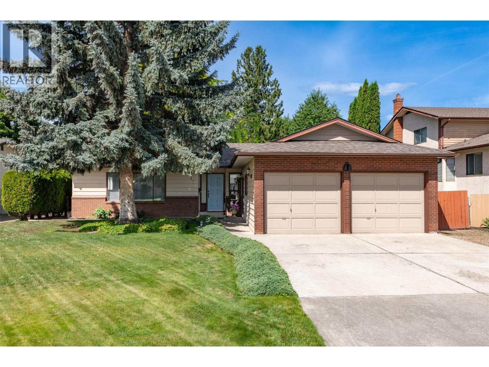 2434 Rhondda Crescent - 2