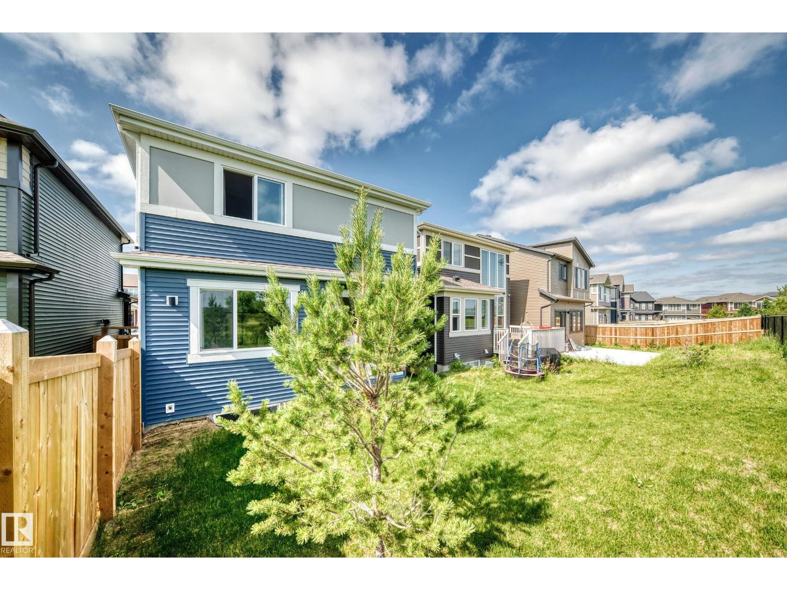 4018 HAWTHORN LINK LI SW - 52