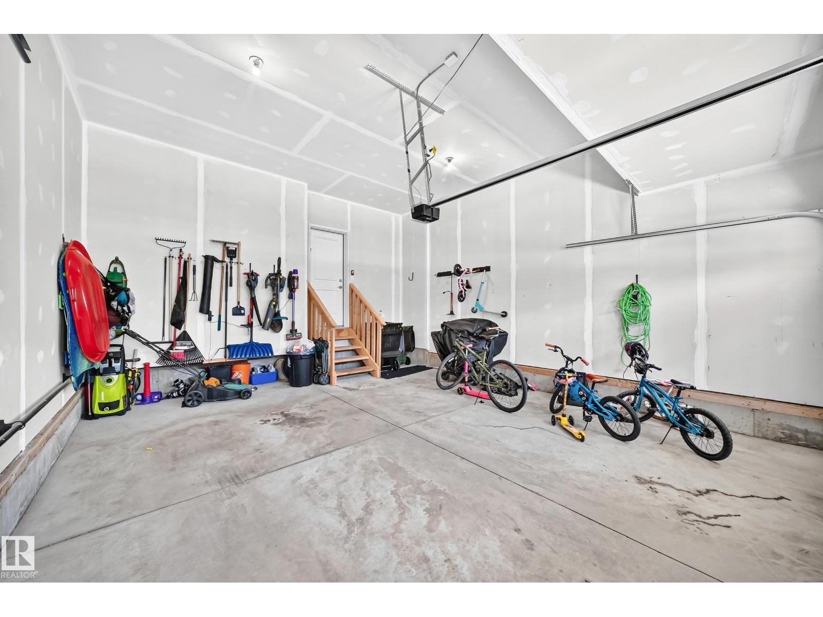 4018 HAWTHORN LINK LI SW - 48