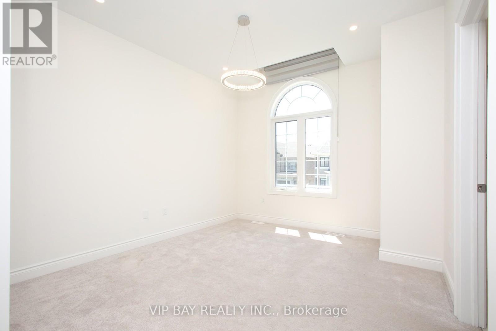 8 TREMOY ROAD - 24