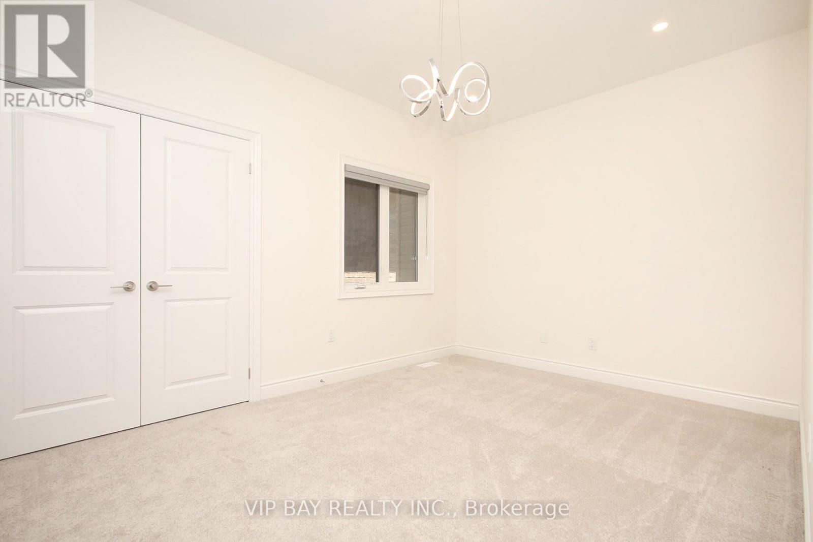 8 TREMOY ROAD - 28