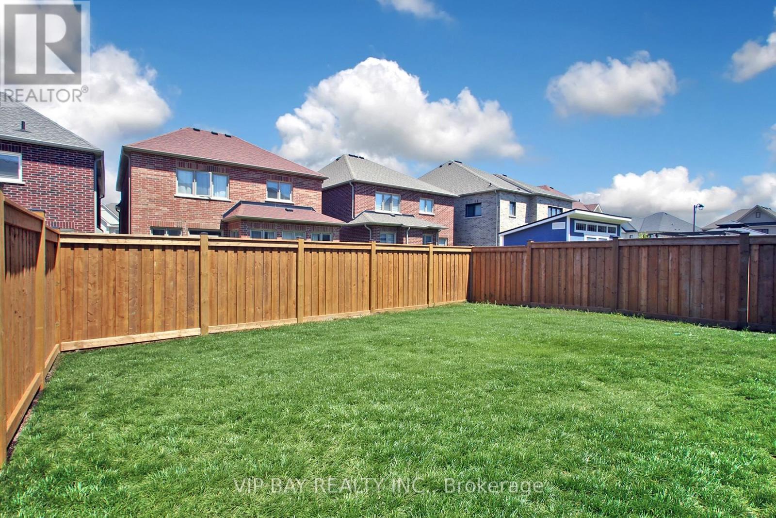 8 TREMOY ROAD - 34