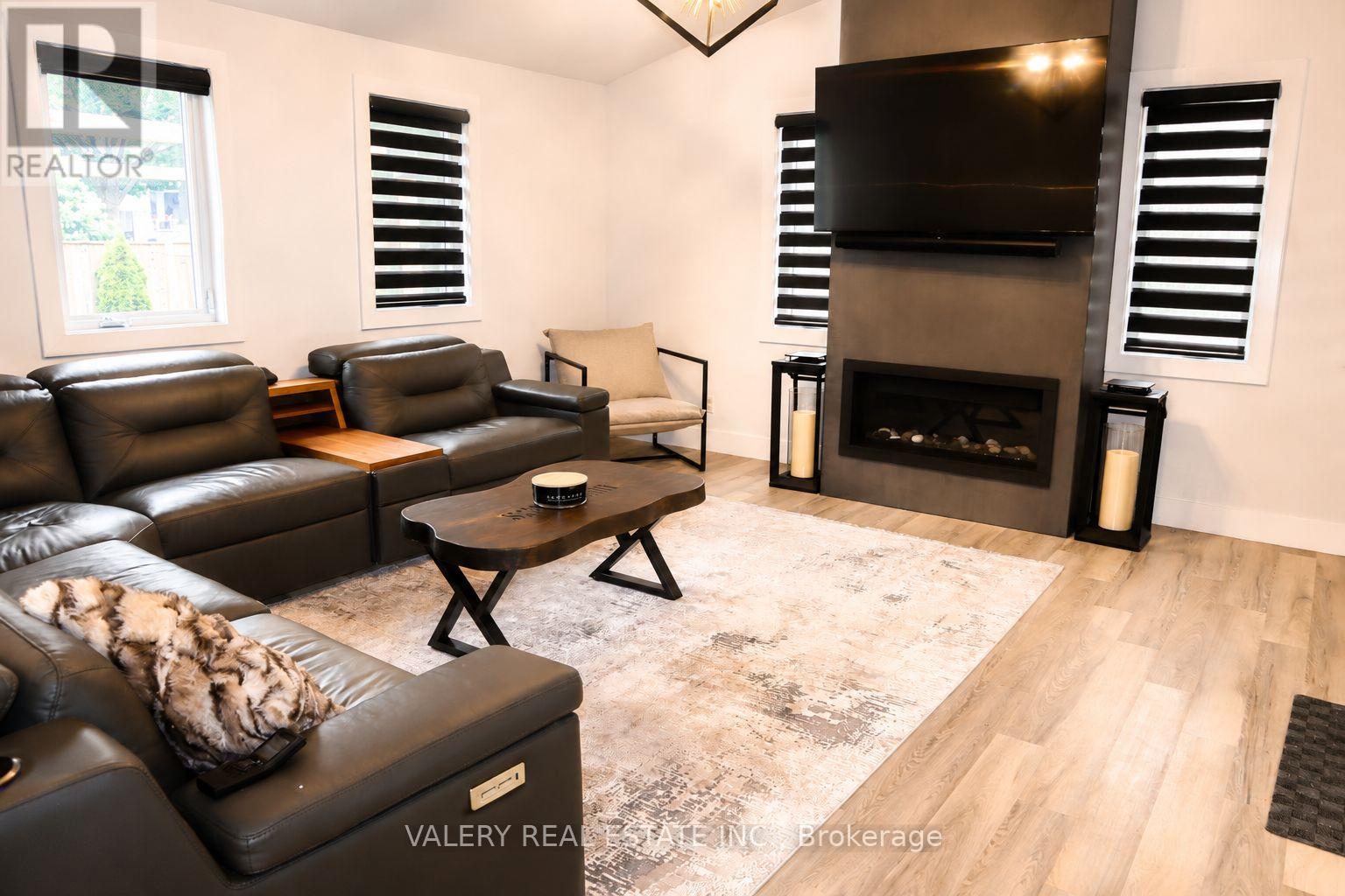 33 CHILTON DRIVE - Image 5