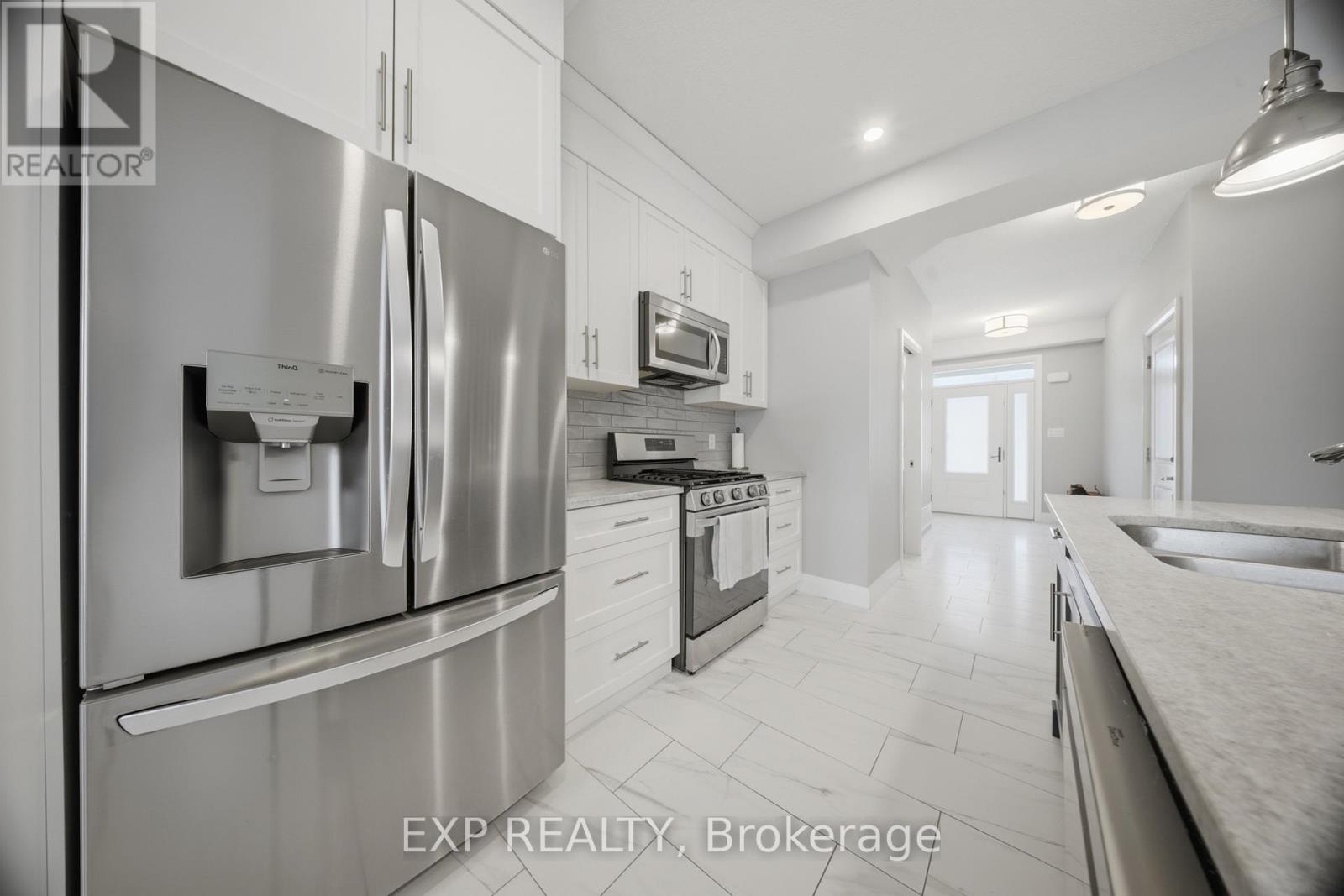 107 STEPHENSON WAY - 12