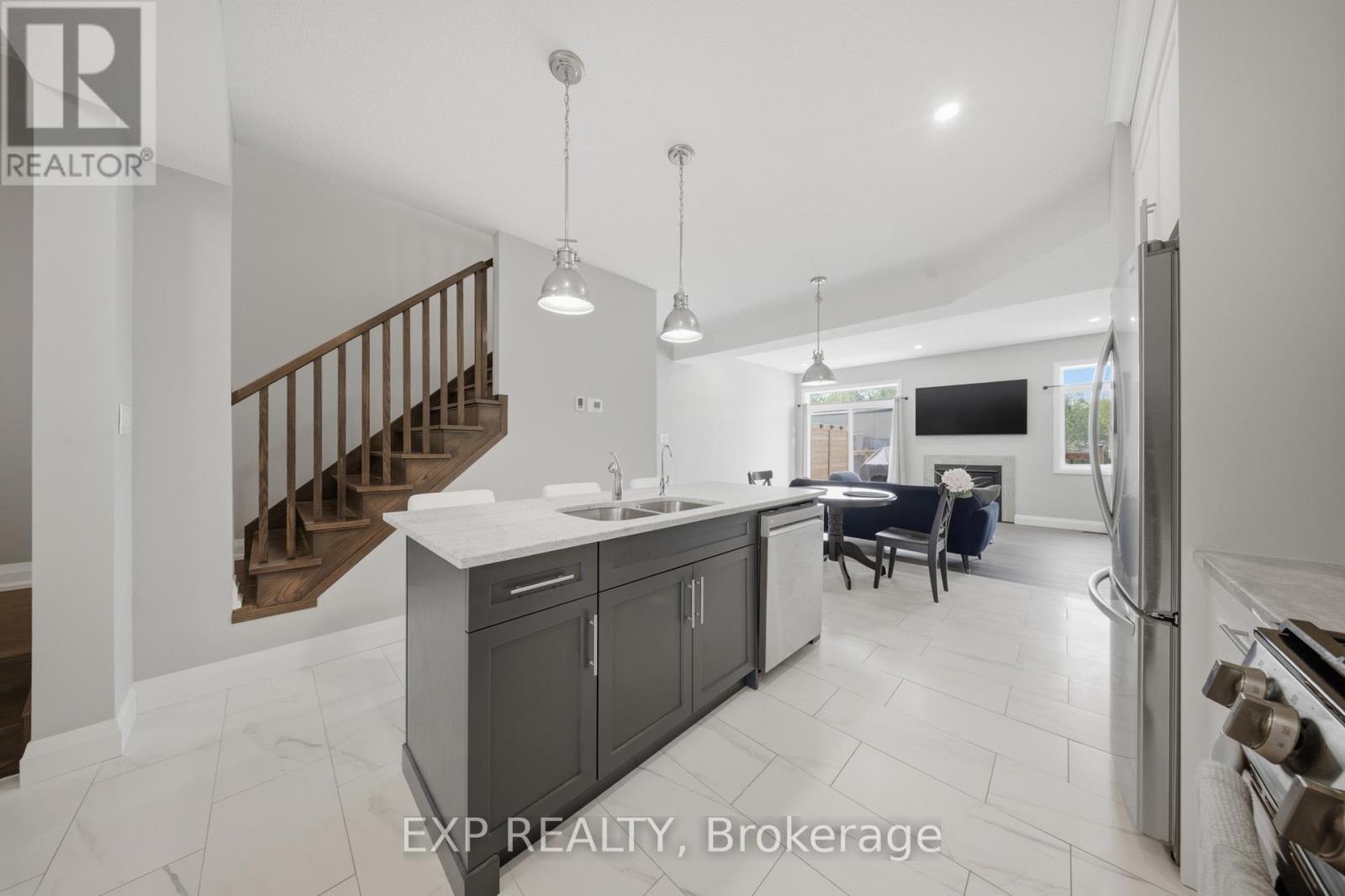107 STEPHENSON WAY - 15