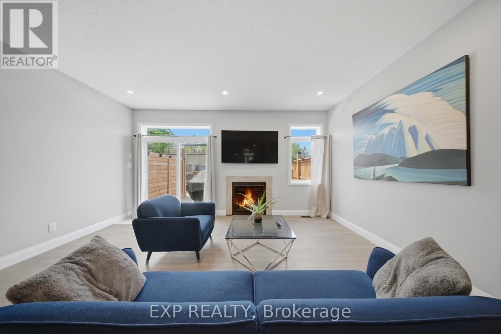 107 STEPHENSON WAY - 16
