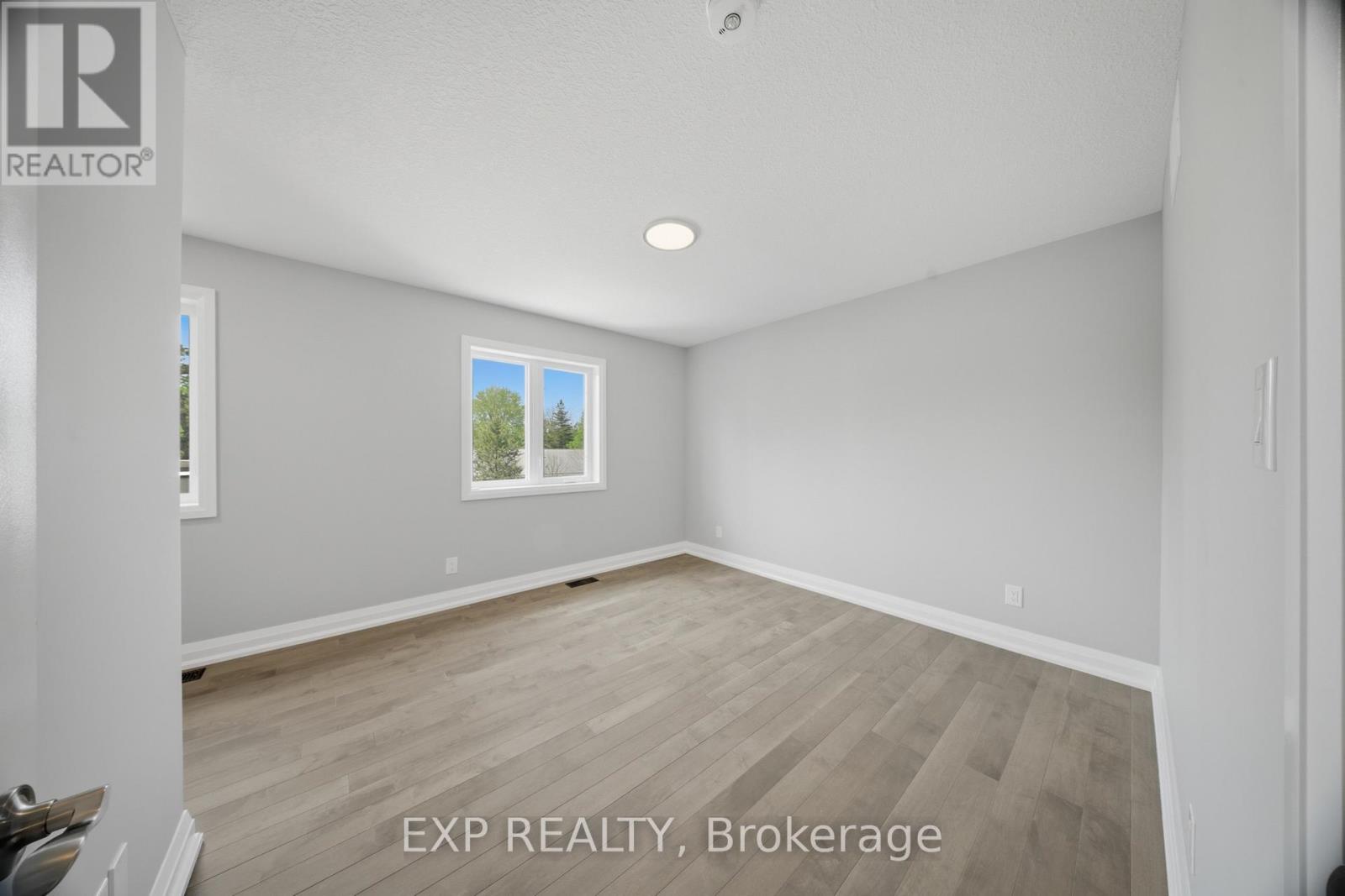 107 STEPHENSON WAY - 22