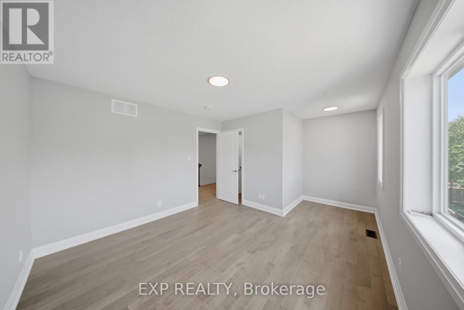 107 STEPHENSON WAY - 23