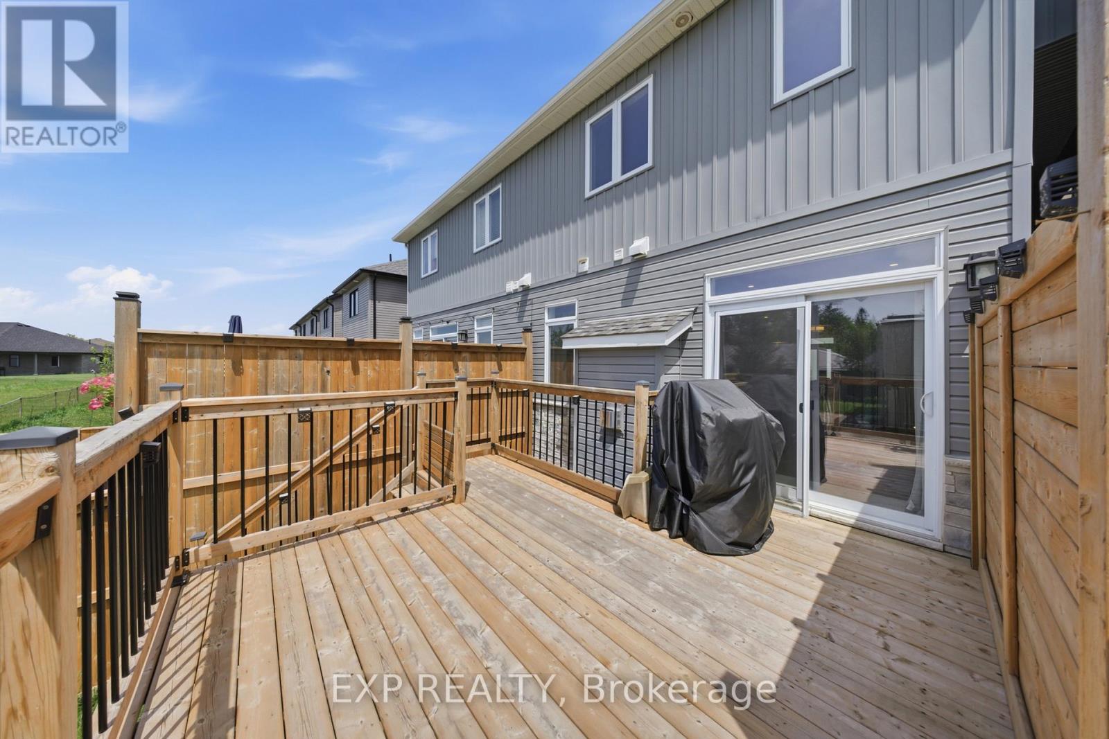 107 STEPHENSON WAY - 34