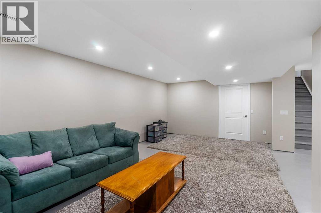33025 Township Road 290 - 25