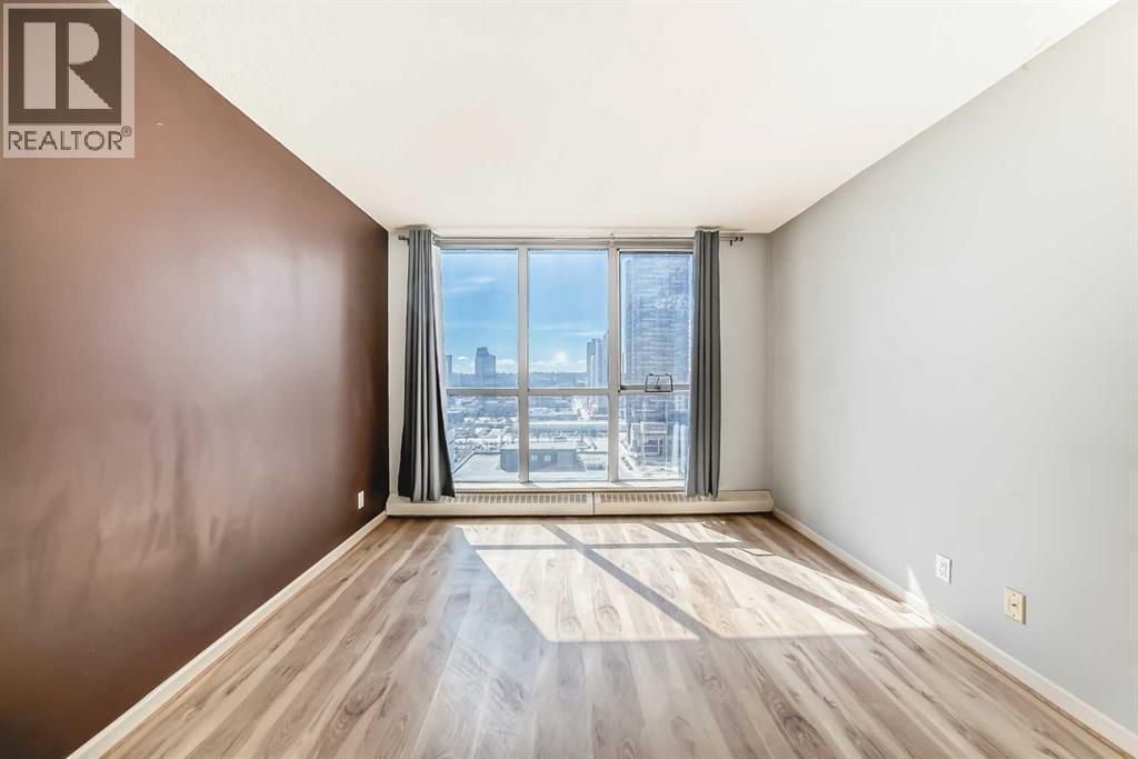#1701 650 10 Street SW - 17