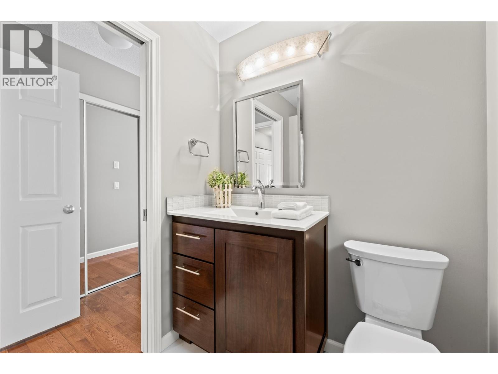 2934 Juniper Crescent - 34