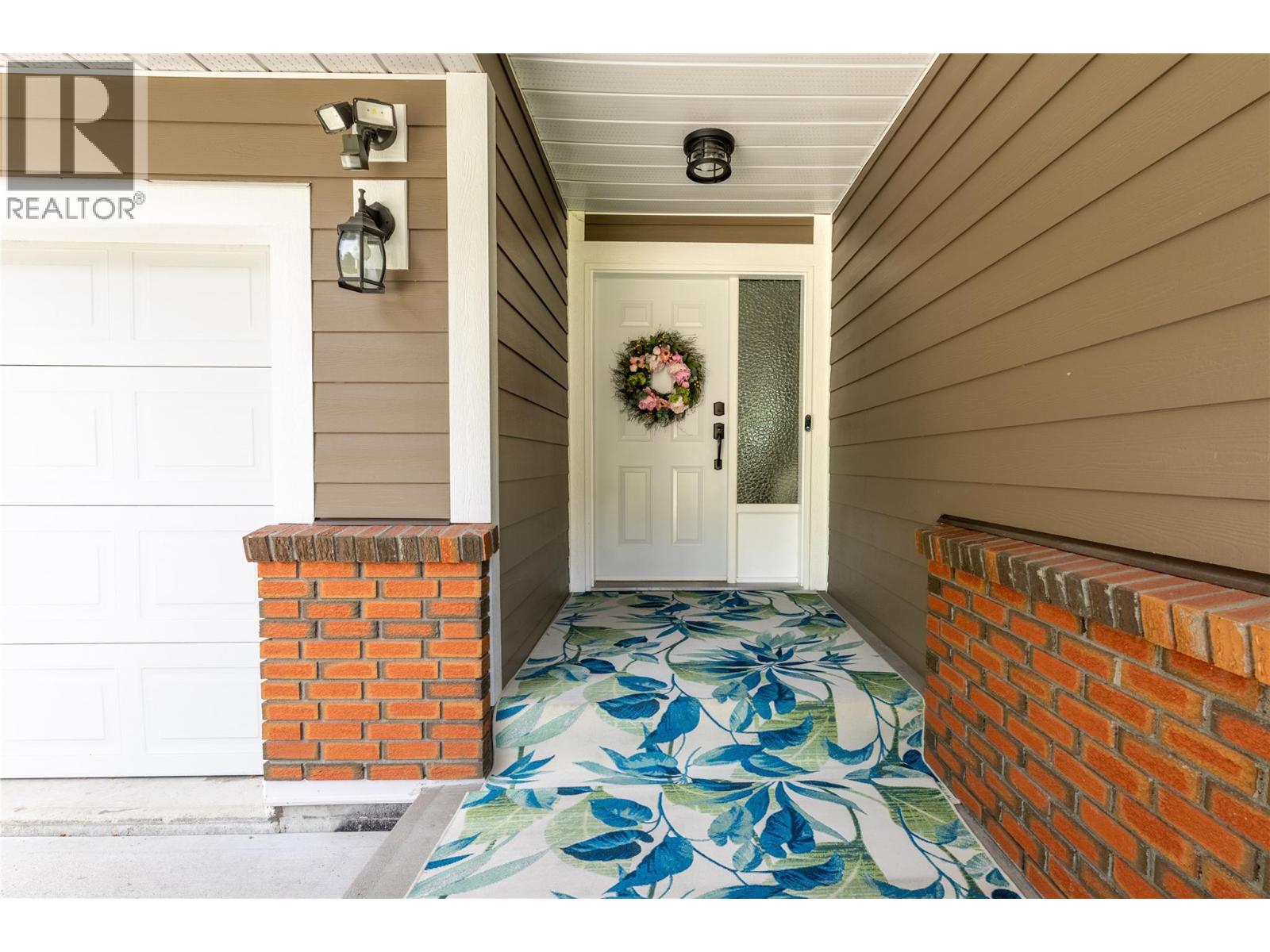 2934 Juniper Crescent - 3