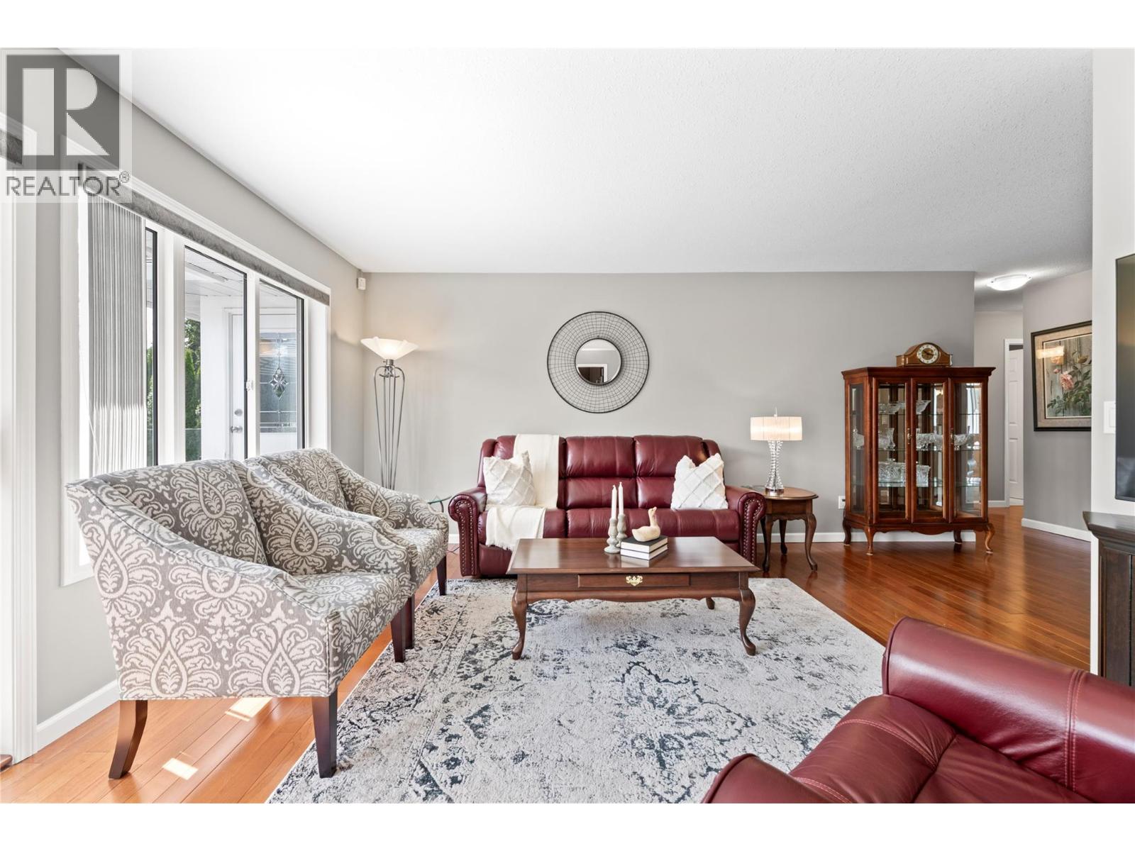 2934 Juniper Crescent - 9