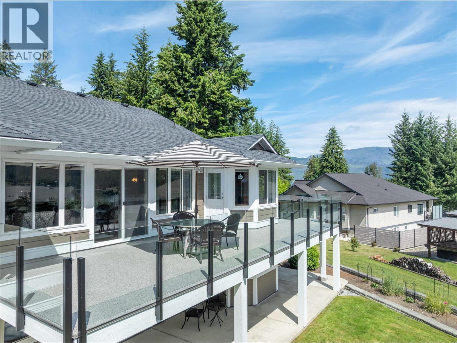 2934 Juniper Crescent - 26