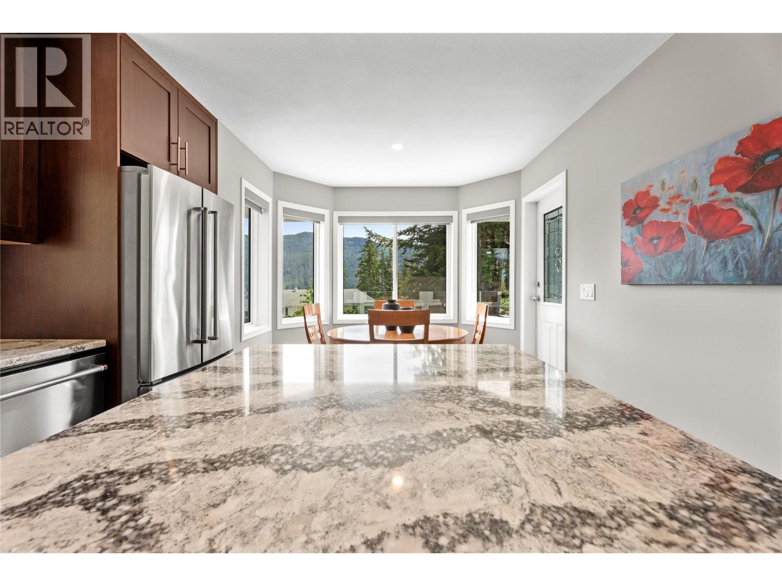 2934 Juniper Crescent - 20