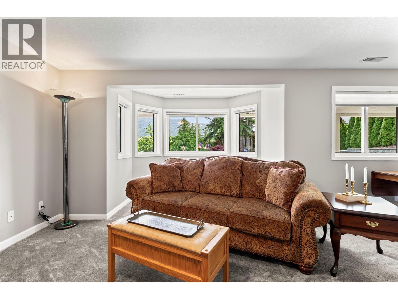 2934 Juniper Crescent - 46