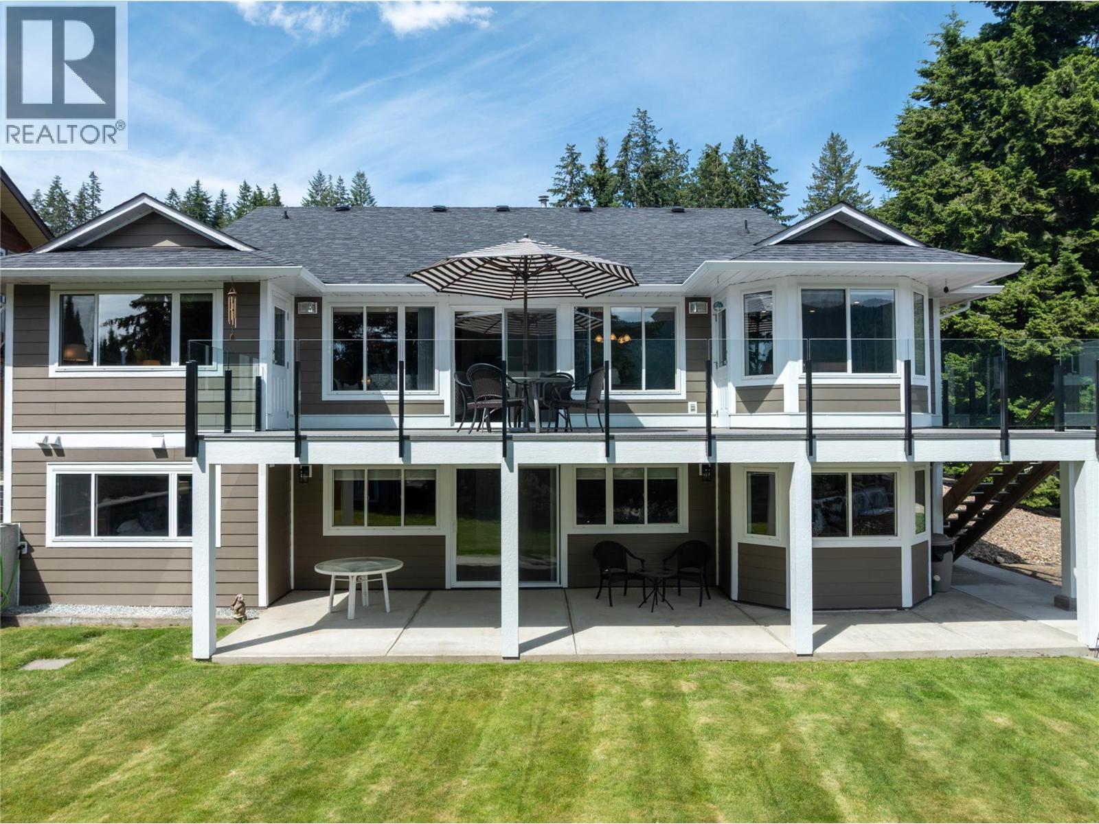 2934 Juniper Crescent - 60