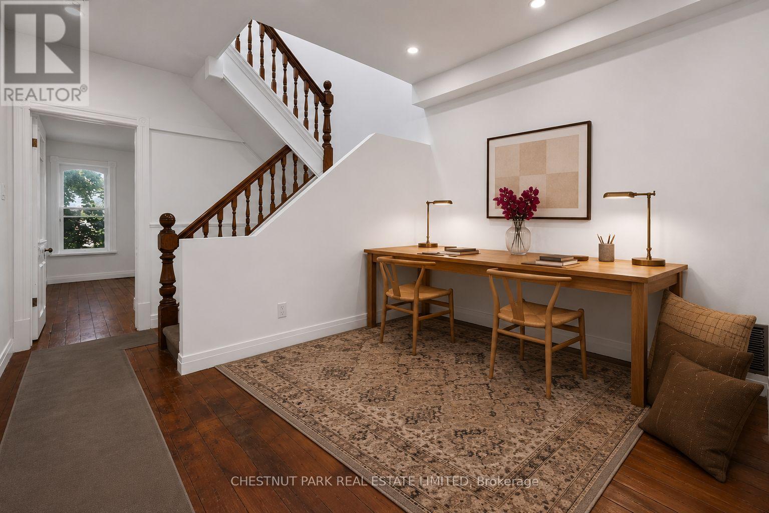 347 1/2 WELLESLEY STREET E - Image 14