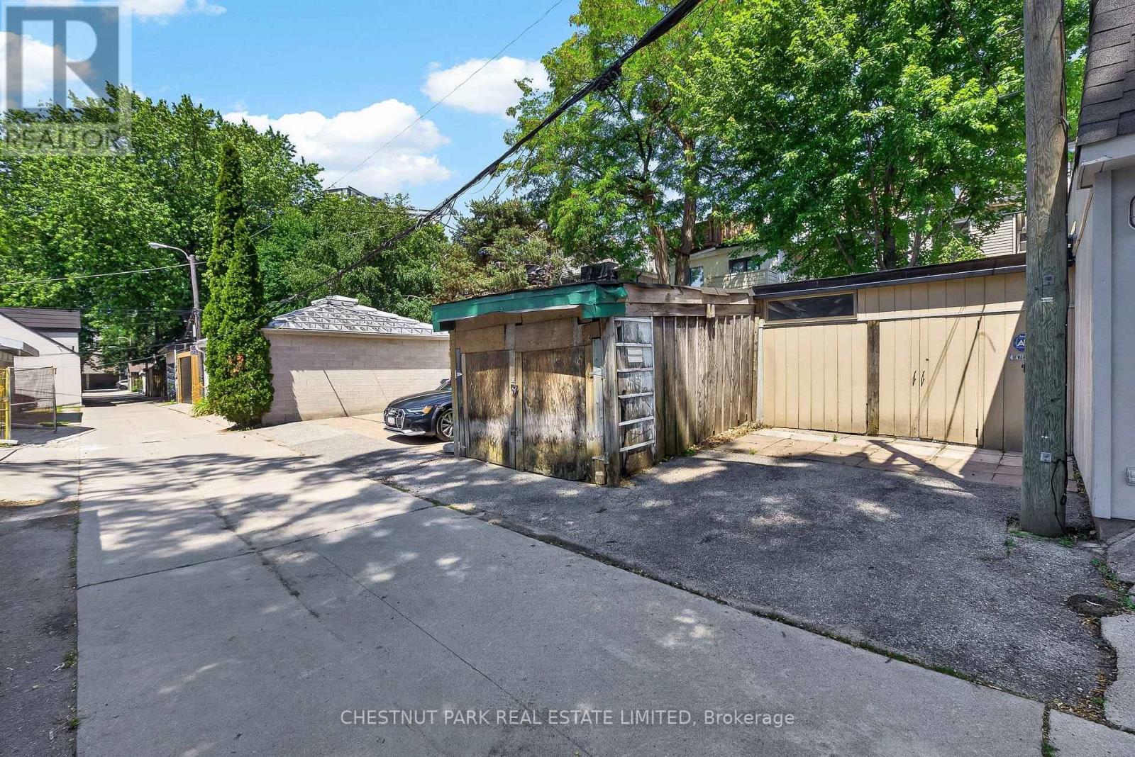 347 1/2 WELLESLEY STREET E - Image 34