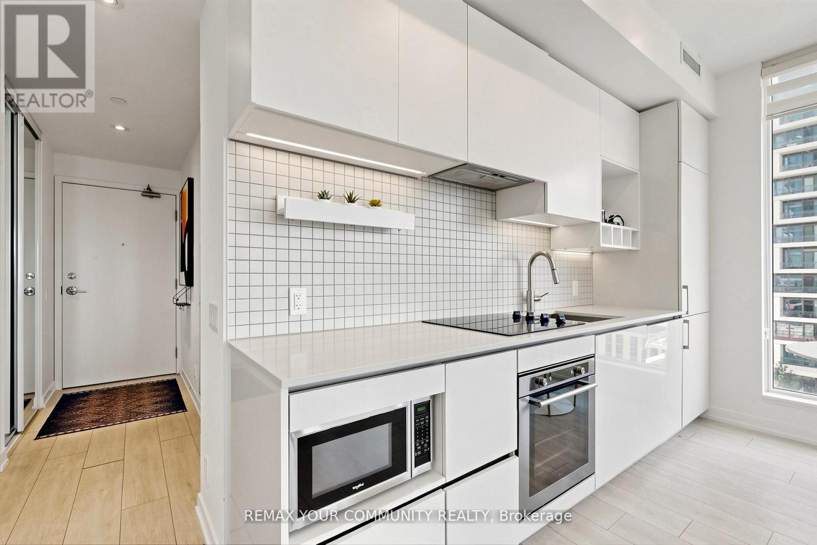 #1503 898 PORTAGE PARKWAY - 13