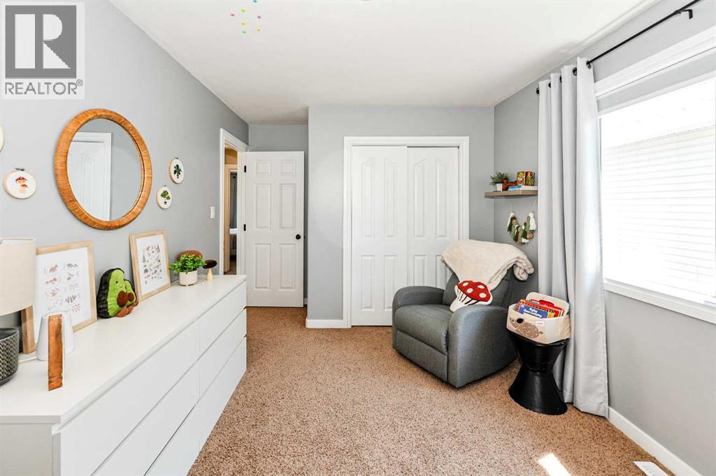 4504 75 Street - Image 26