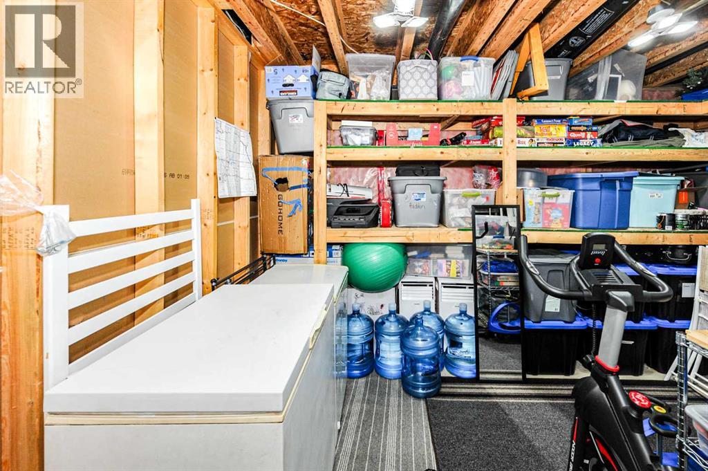 4504 75 Street - Image 35