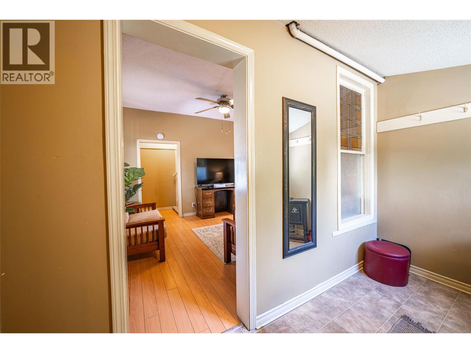 3008 26 Street - 41