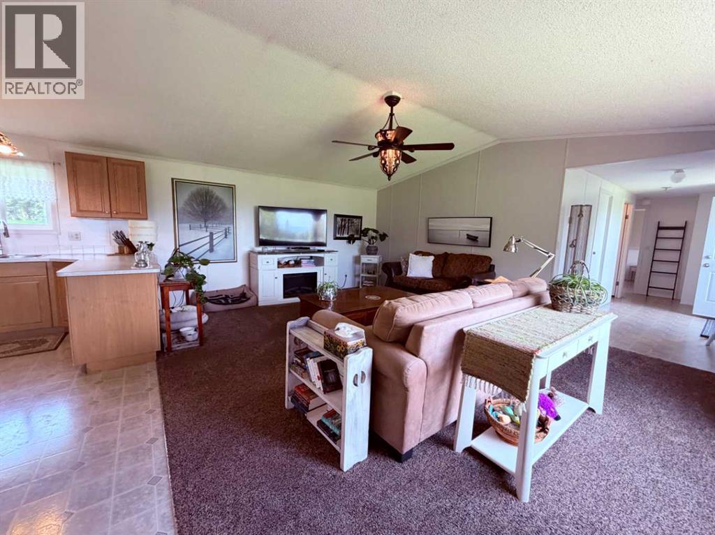 Listing photo – 384062 Range Road 8-2, Rural Clearwater County