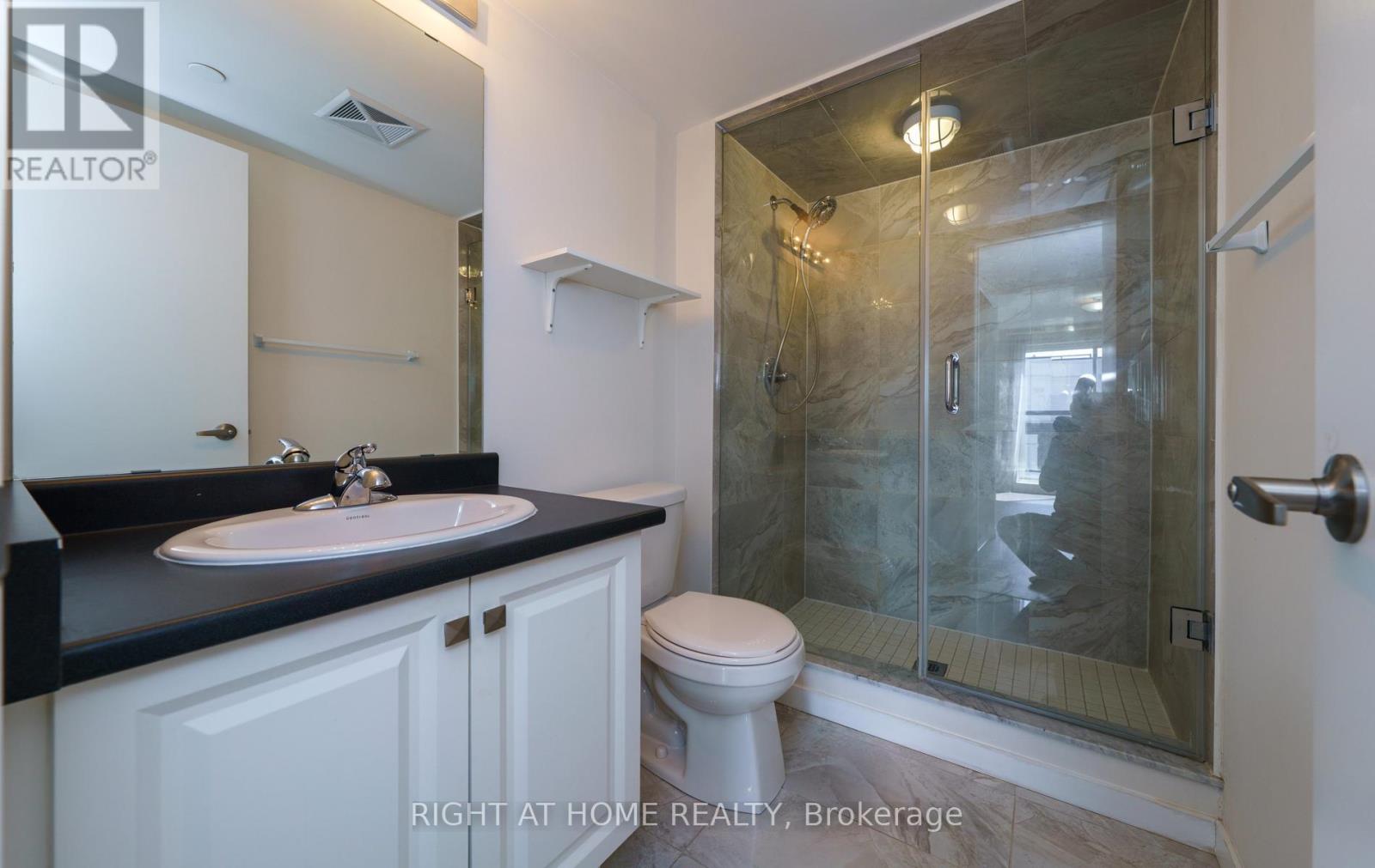 #34 200 ALEX GARDNER CIRCLE - 15