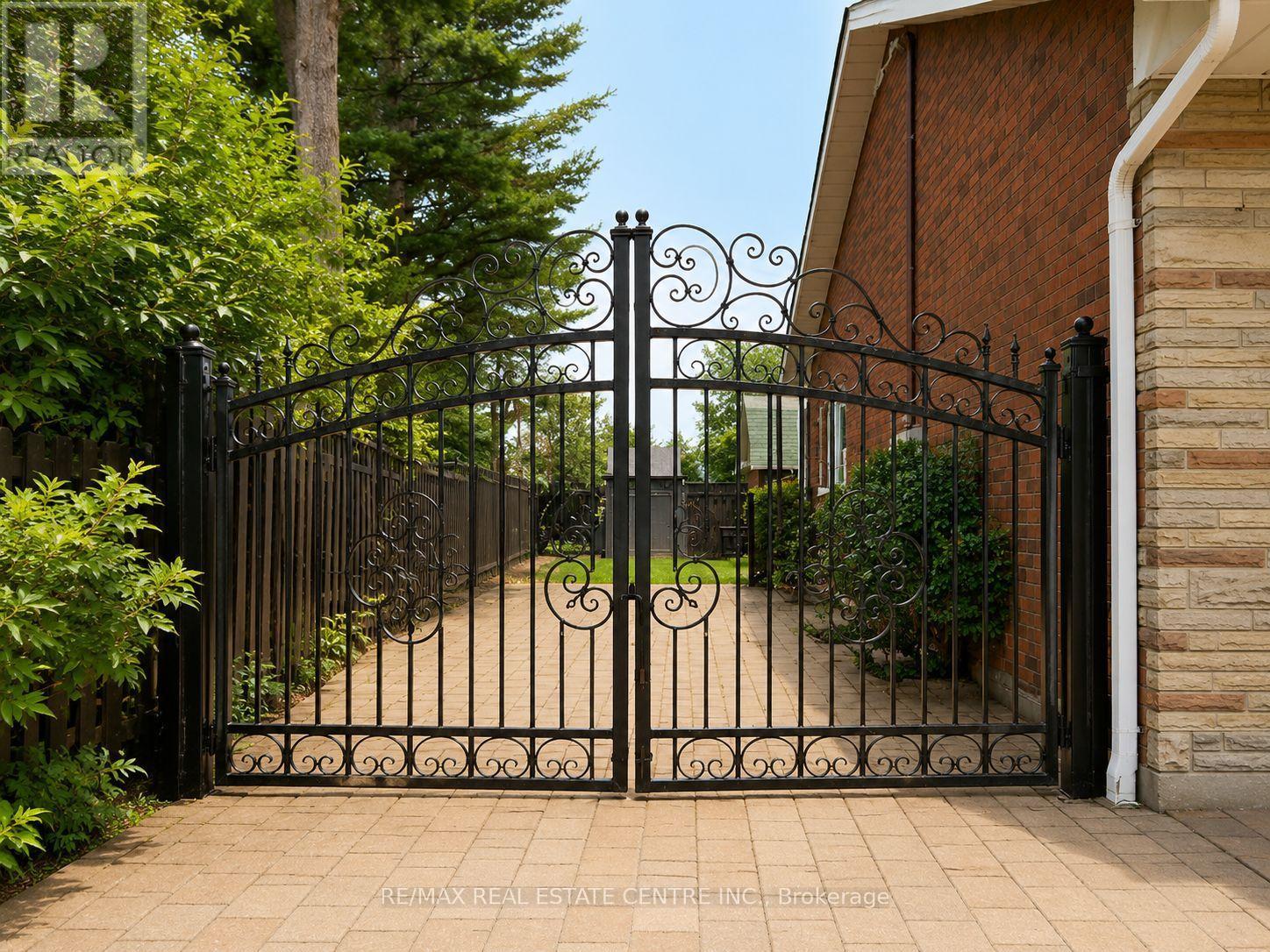 5438 TRAFALGAR ROAD - 36