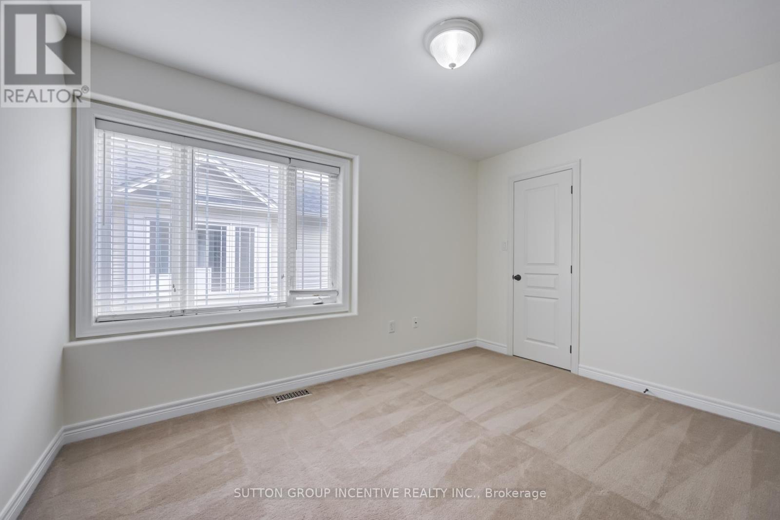46 VIKING DRIVE - 25