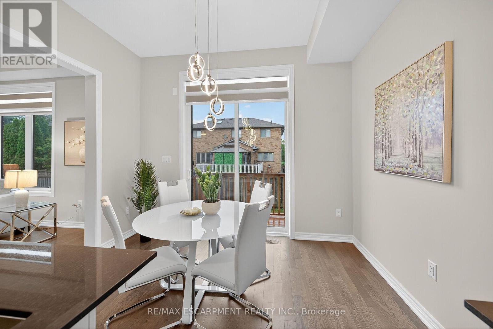 67 STARFIRE CRESCENT - 22