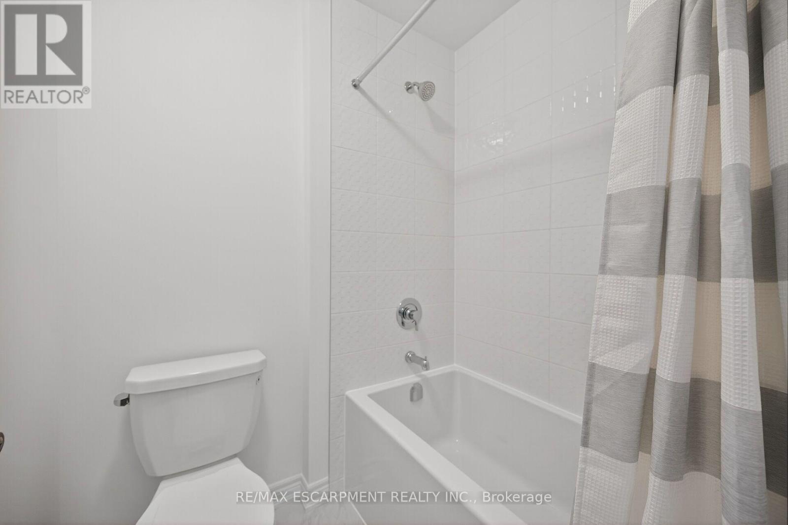 67 STARFIRE CRESCENT - 42