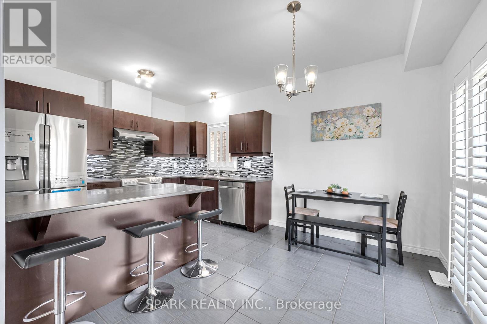 4 CUTTS CRESCENT - 8