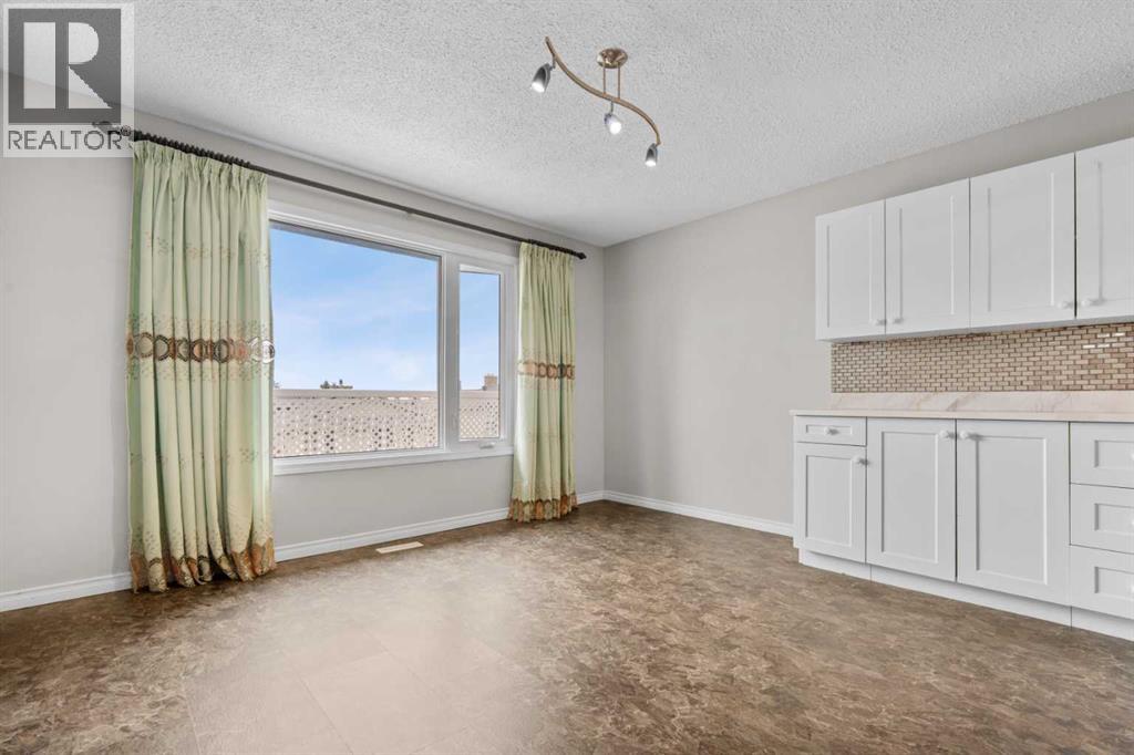 27 Beddington Road NE - 10