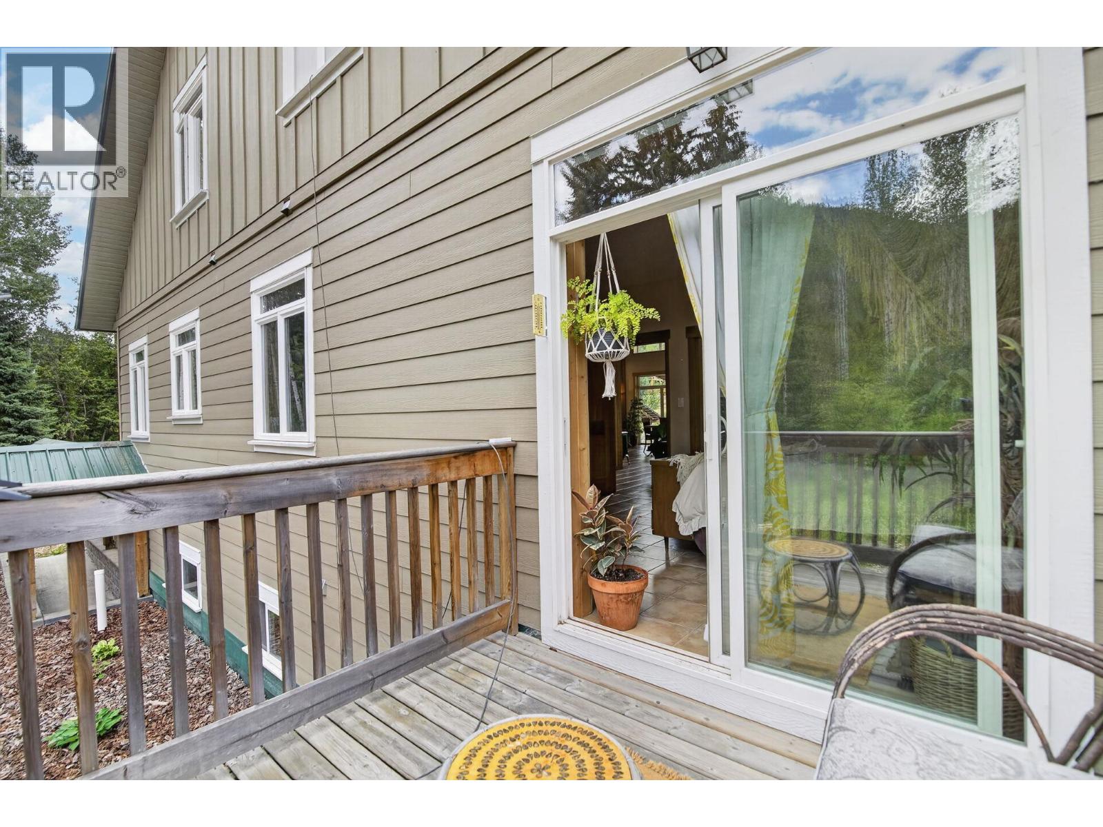 1124 FISH LAKE Road W - 35