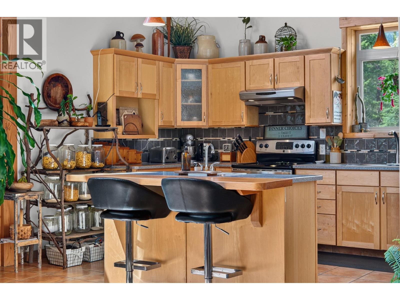 1124 FISH LAKE Road W - 21