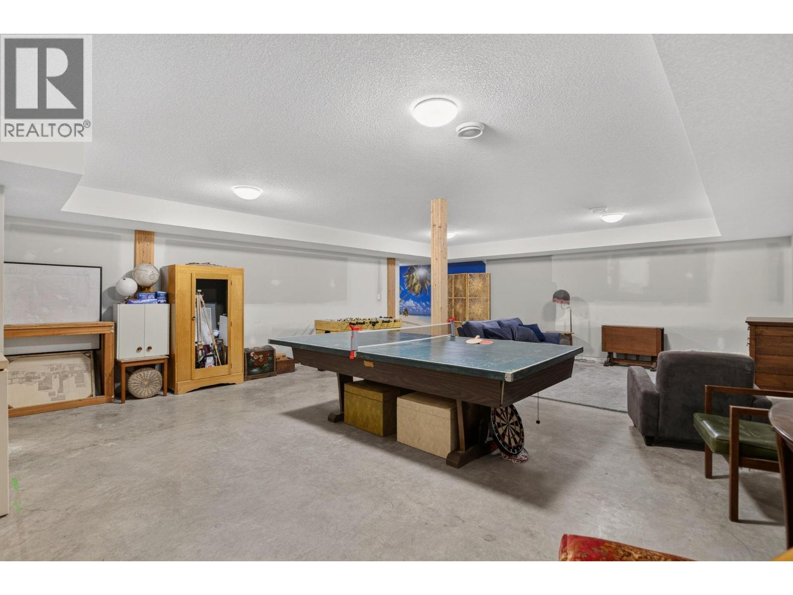 1124 FISH LAKE Road W - 44