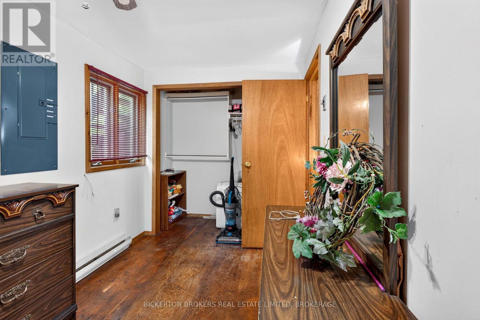 468 MOORHEAD LANE - 15
